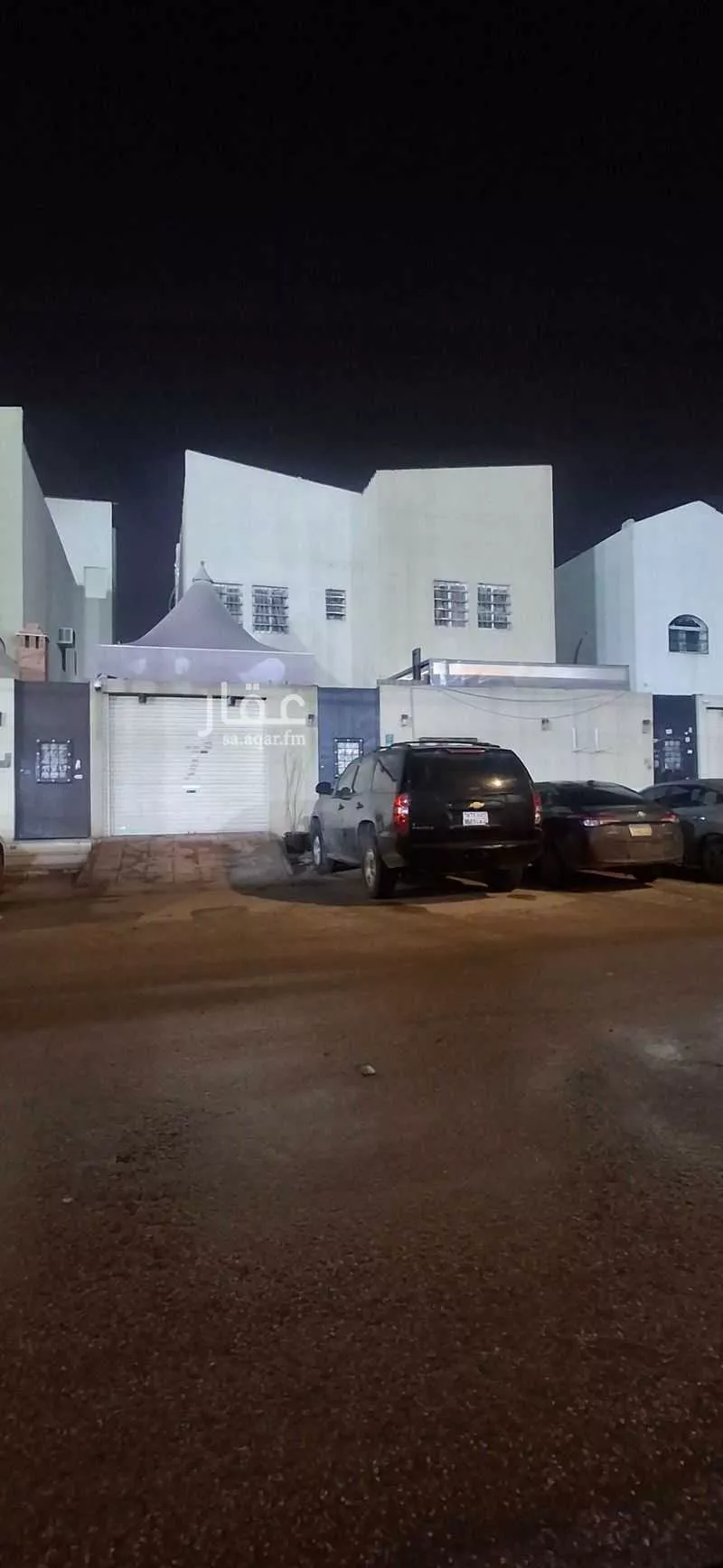 فيلا 5 غرف في العزيزية 1