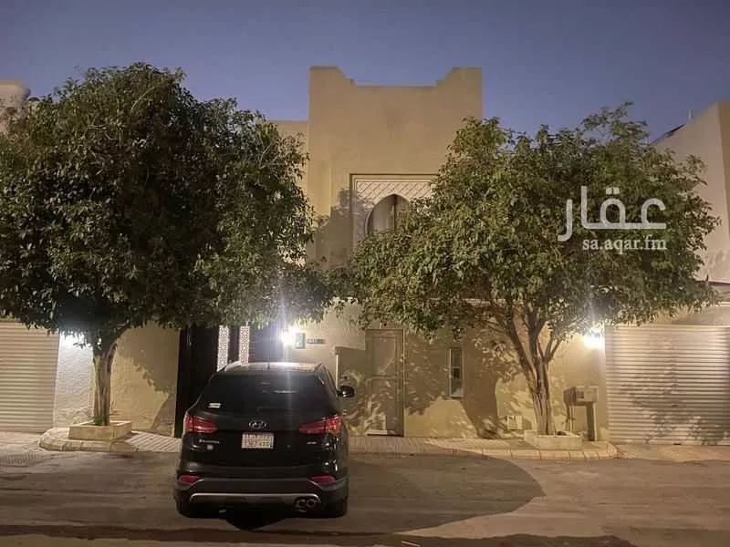 فيلا 6 غرف في الياسمين 2