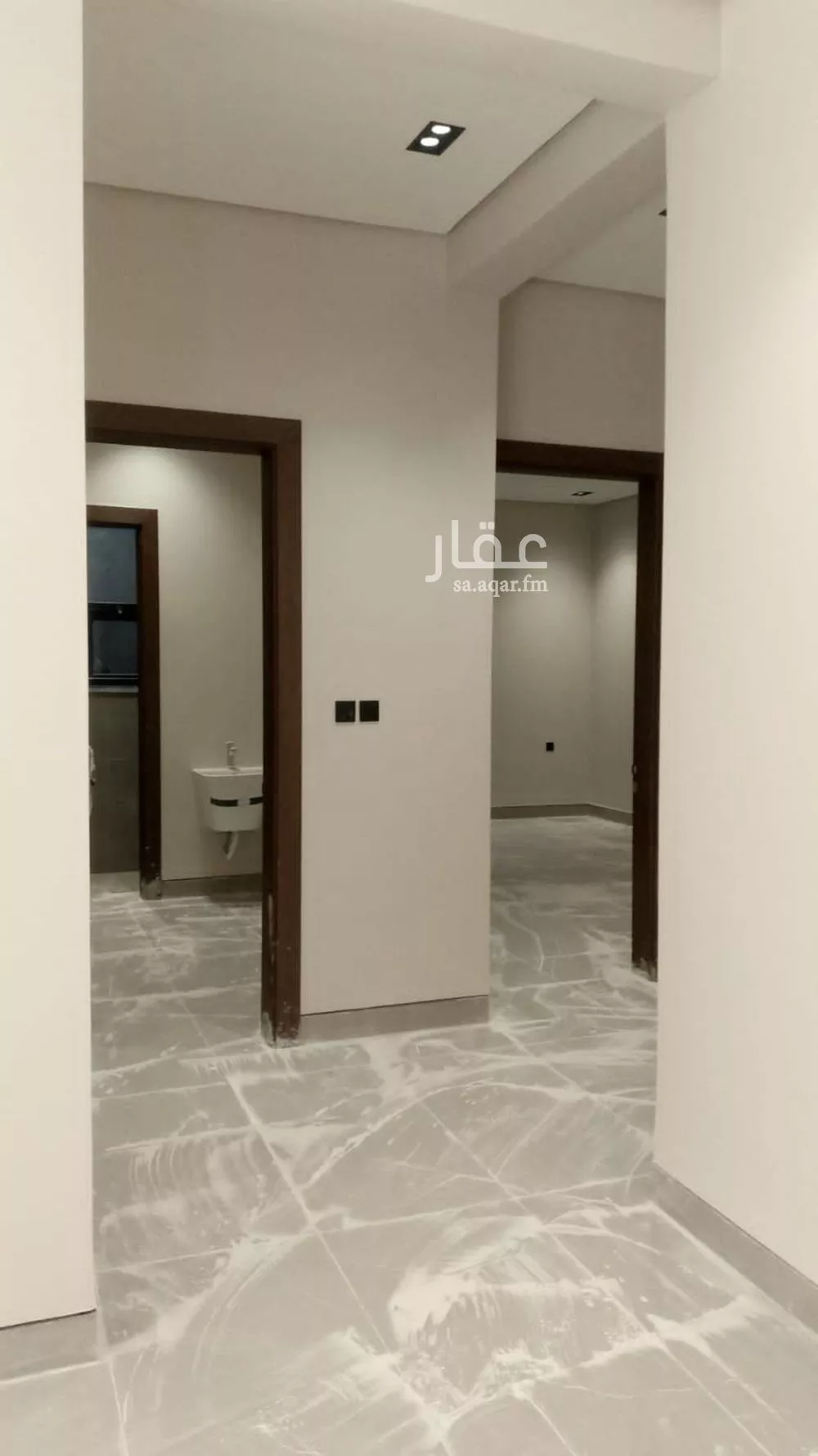 3 bedroom floor in Ishbiliyah 5