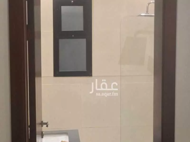 فيلا 6 غرف في الشراع 2