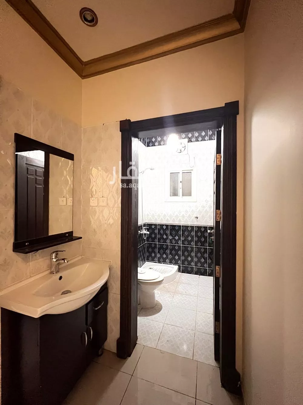 شقة 5 غرف في الريان 4