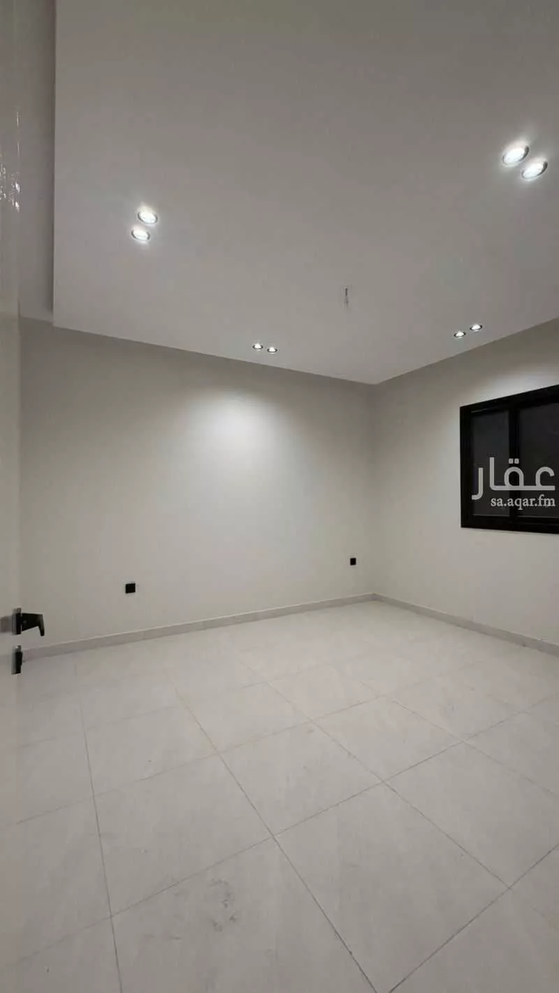 شقة 4 غرف في الريان 3