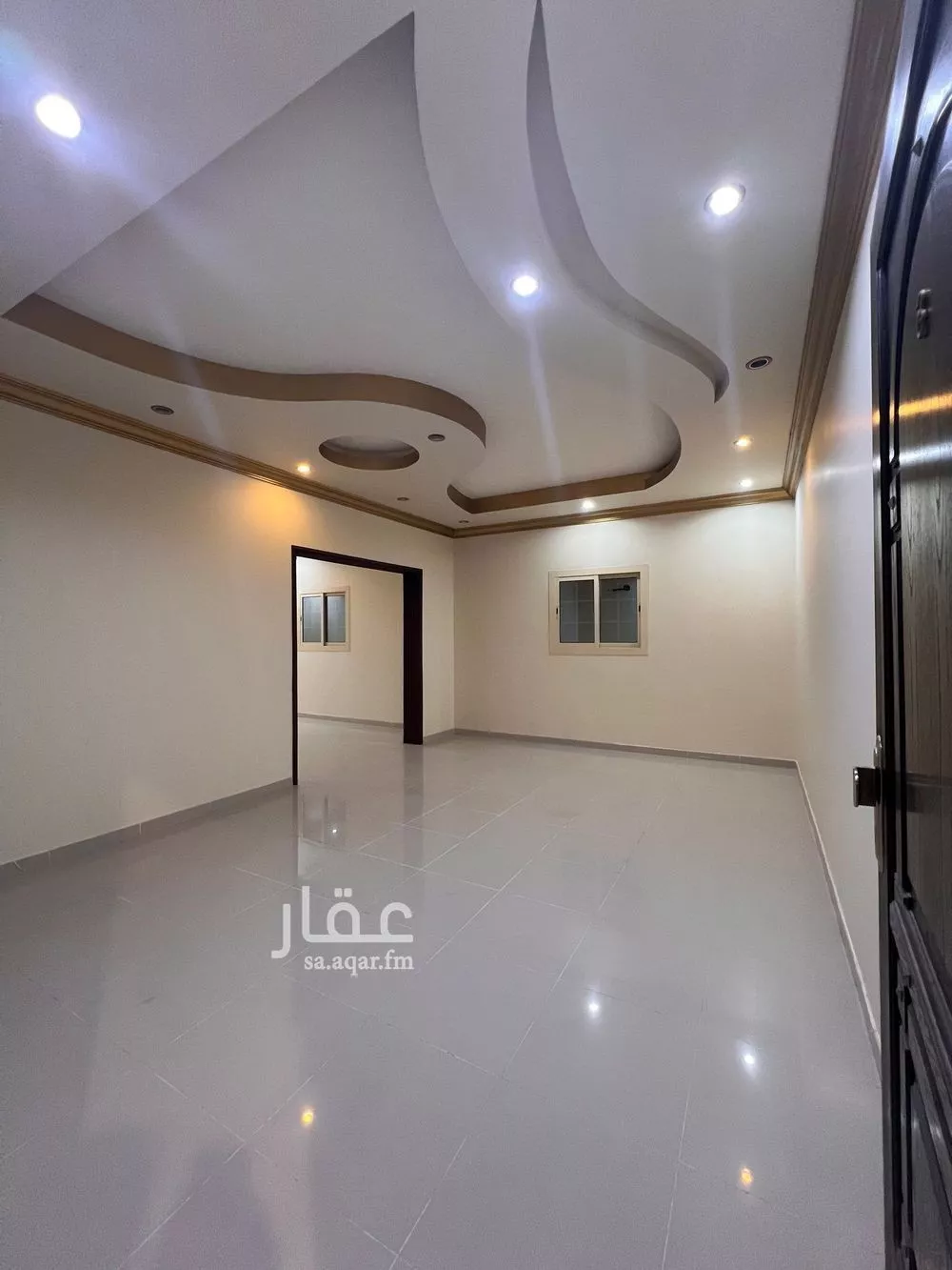 شقة 5 غرف في الريان 2