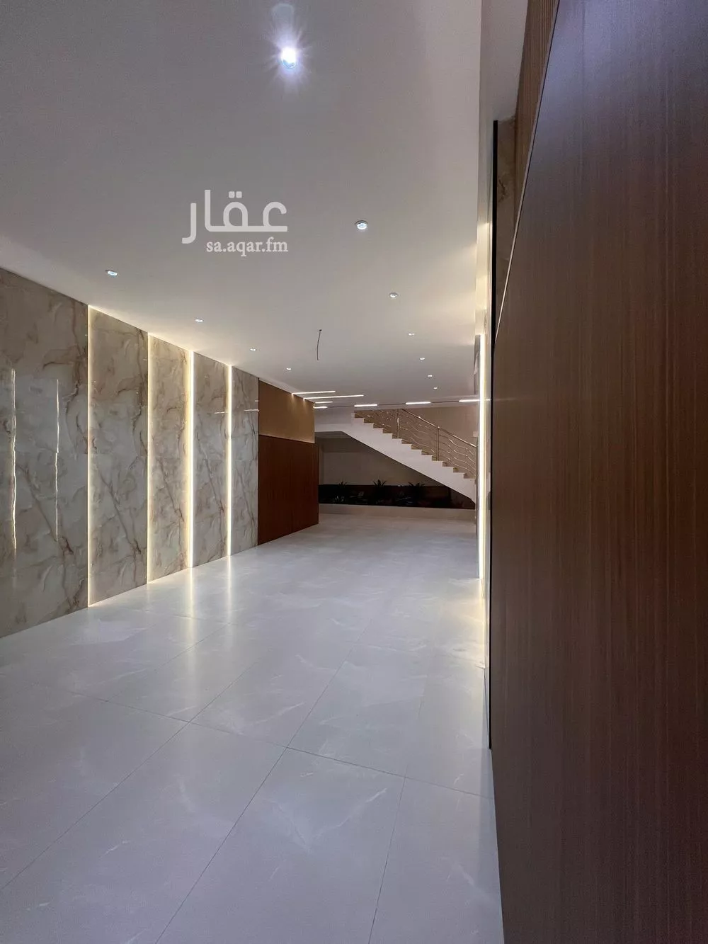 شقة 4 غرف في الريان 3