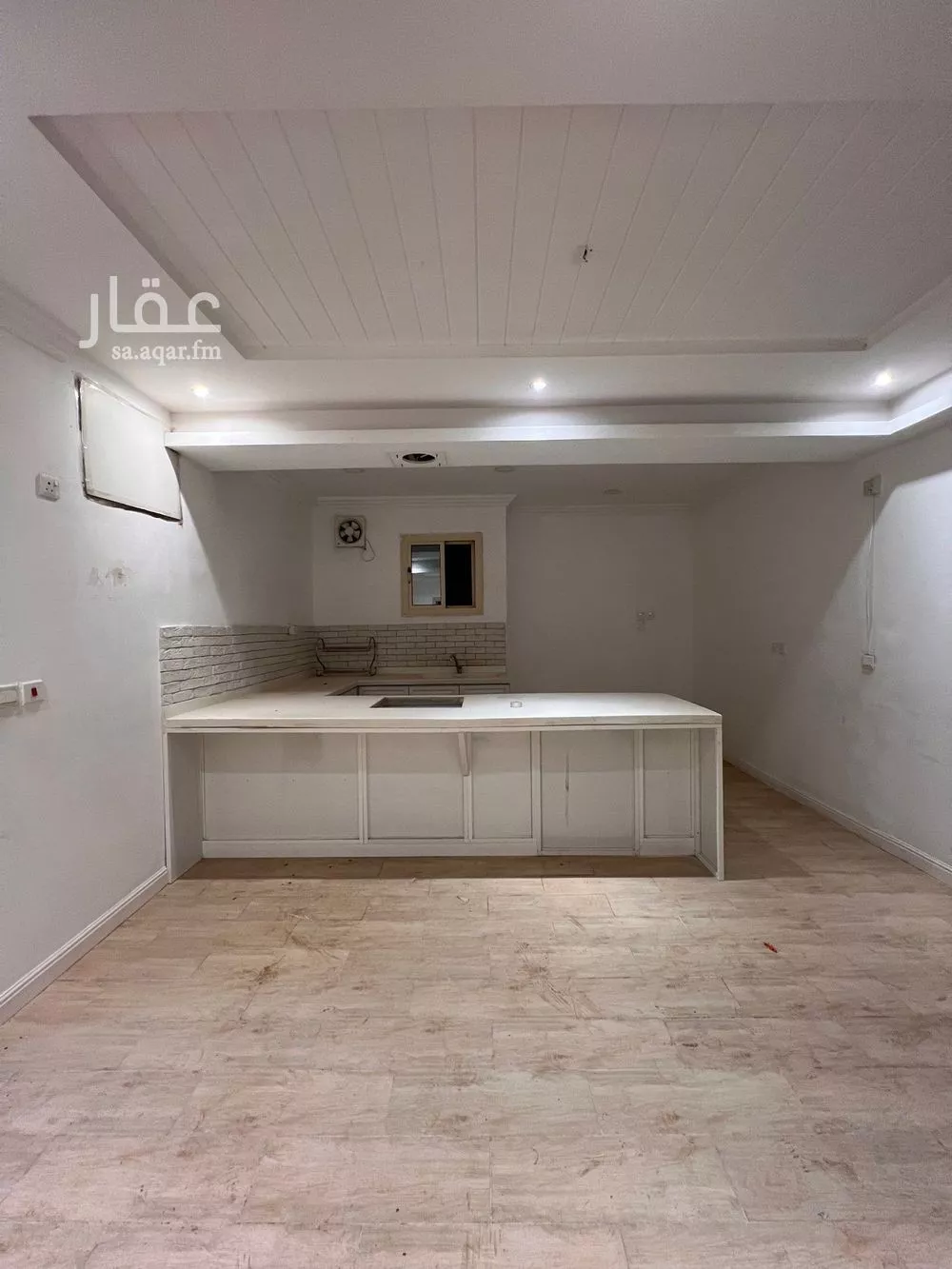 شقة 4 غرف في الريان 4