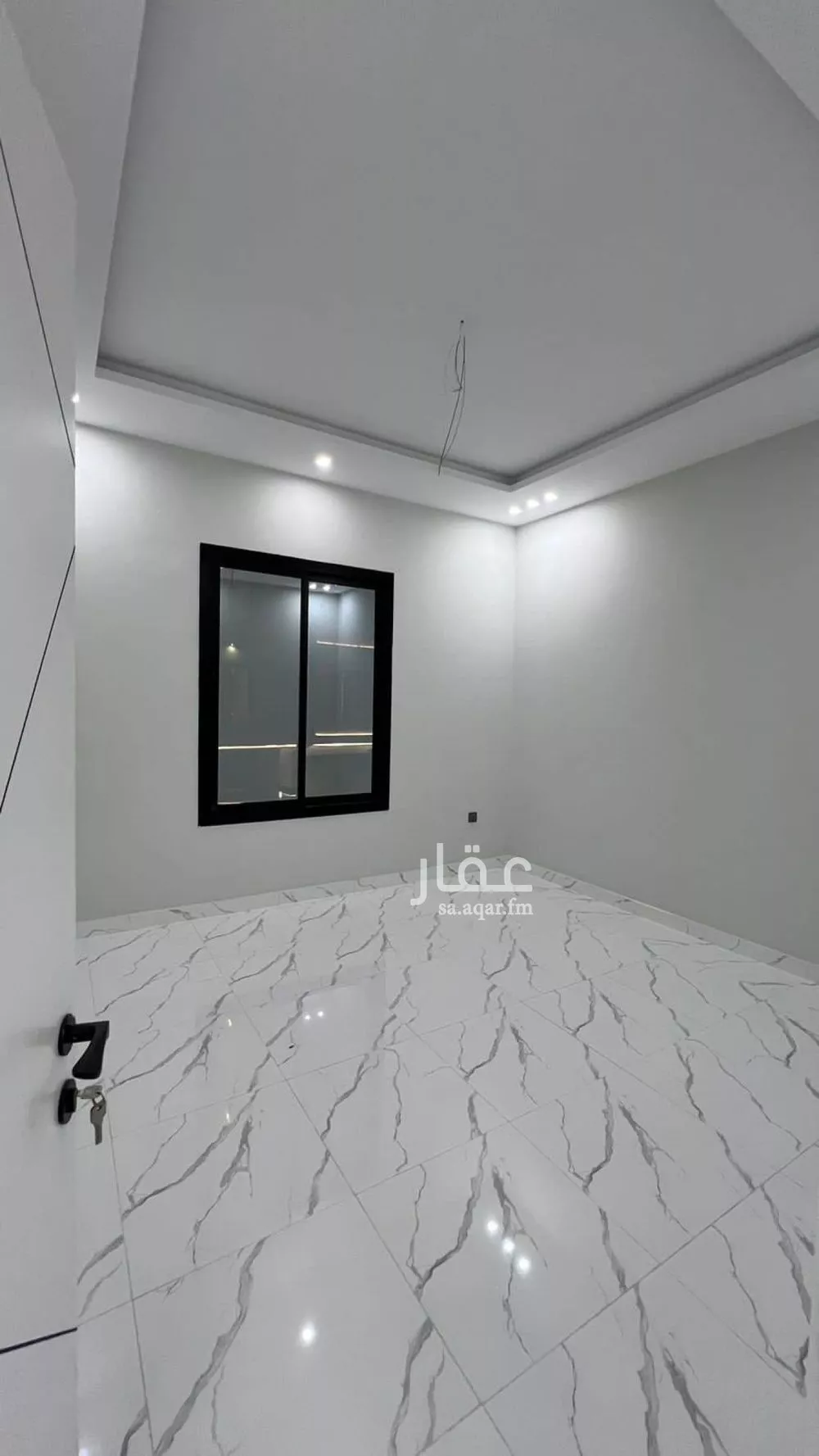 شقة 5 غرف في الريان 4