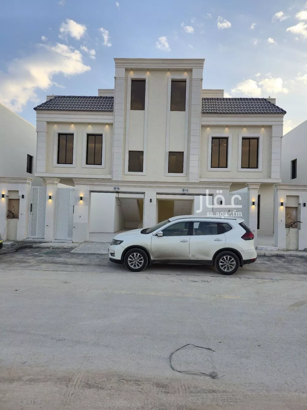 4 bedroom floor in Okaz 1