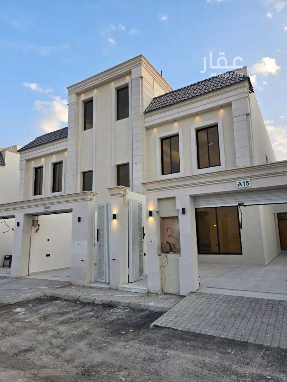 4 bedroom floor in Okaz 5