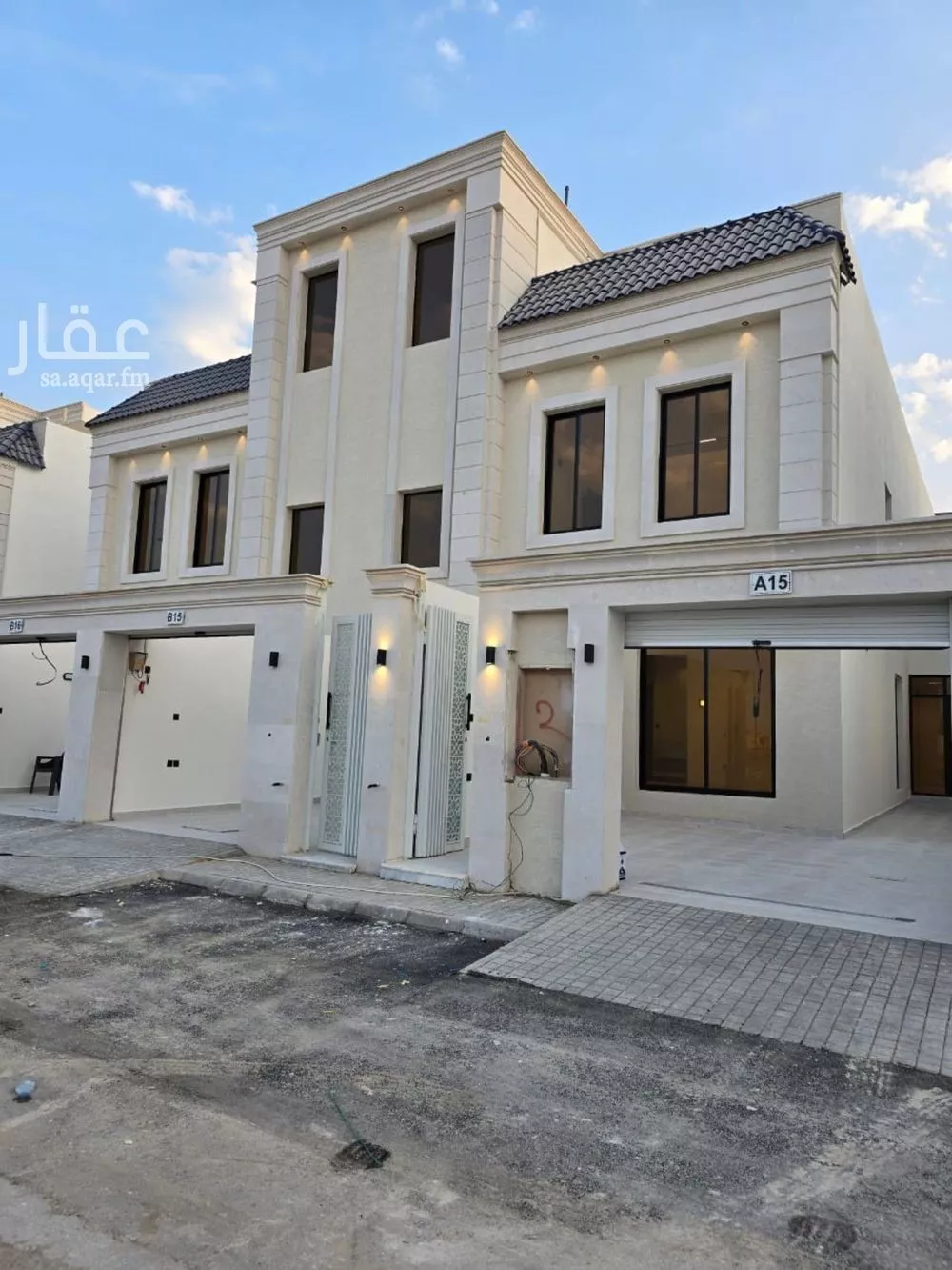 4 bedroom floor in Okaz 3