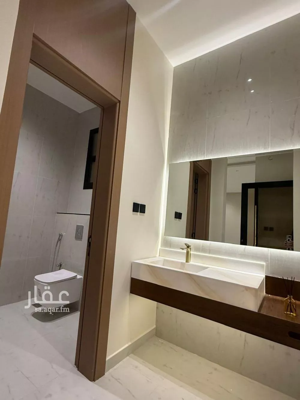 فيلا 5 غرف في الياقوت 5