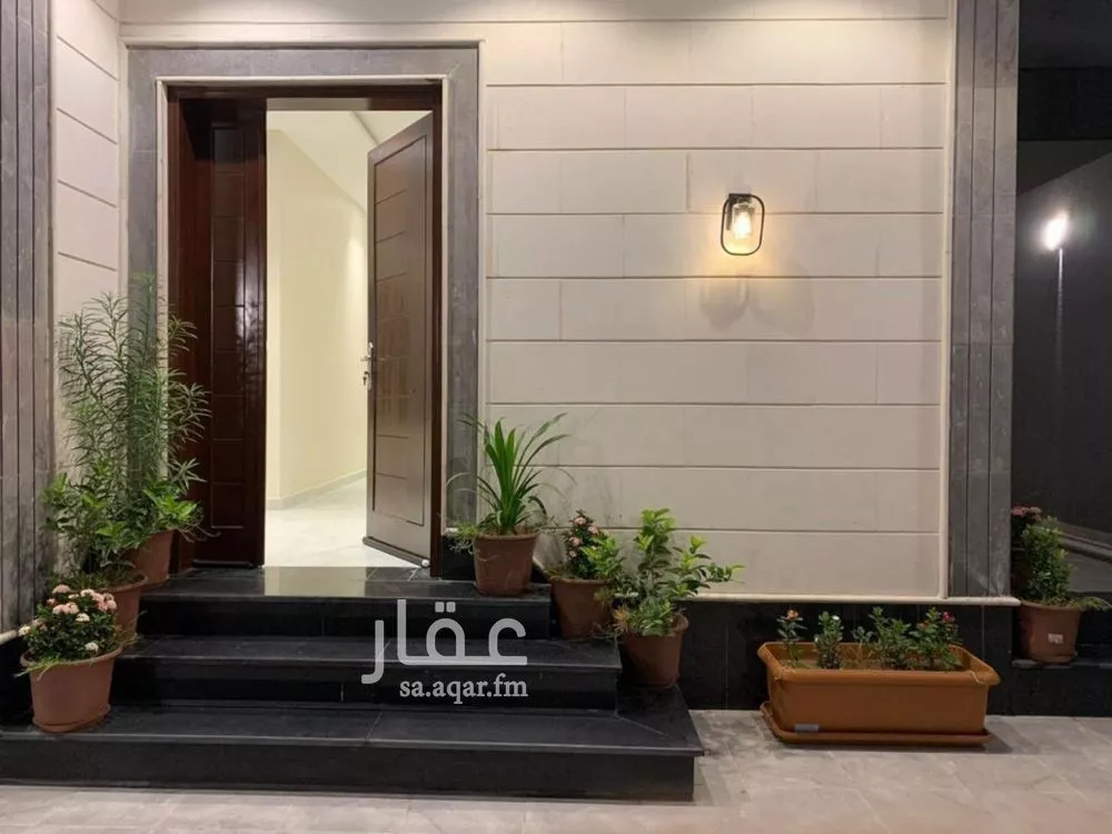 5 bedroom villa in Al Yaqout 3