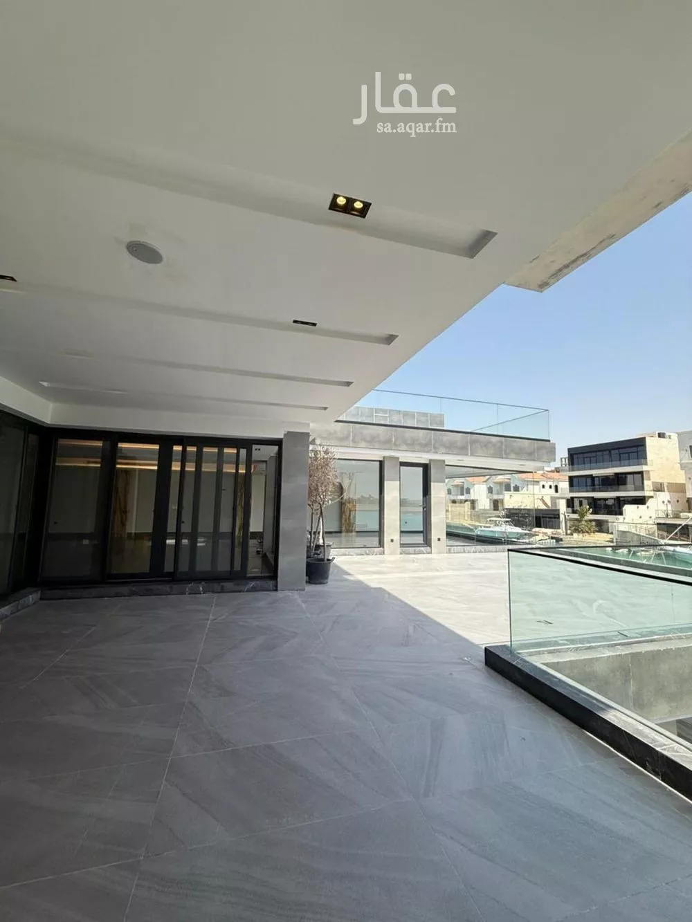 فيلا 6 غرف في الزمرد 3