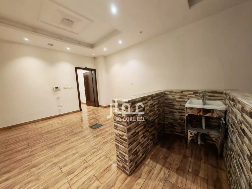 4 bedroom villa in Al Shiraa, Jeddah 17