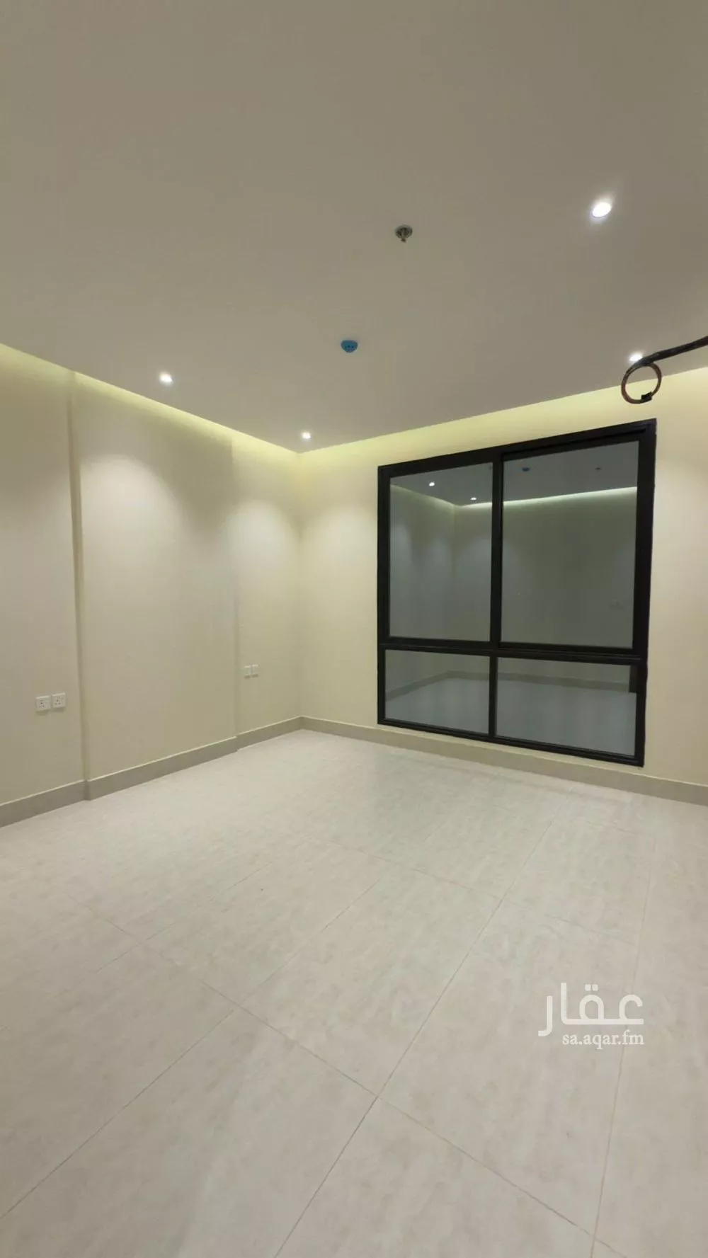 شقة 3 غرف في السيف 5