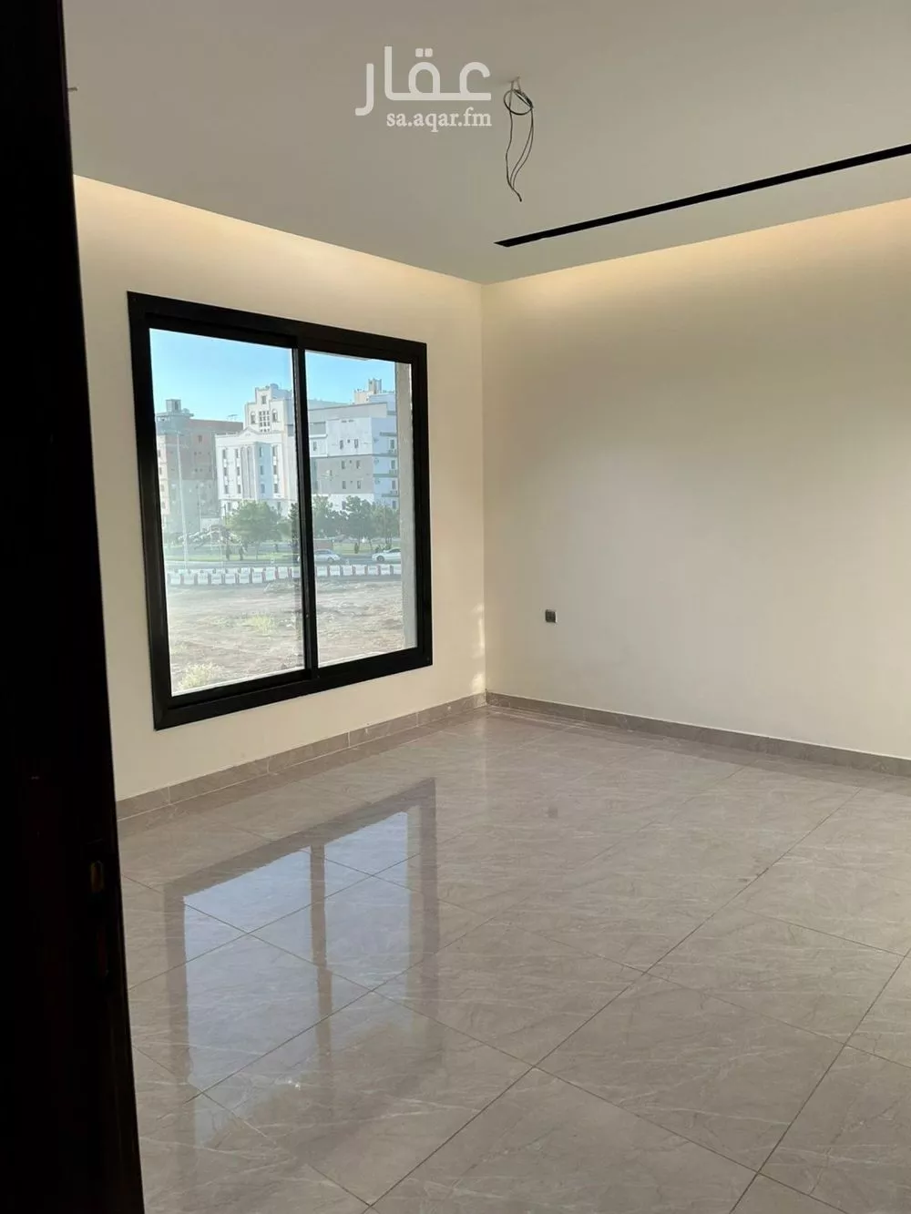 شقة 4 غرف في الريان 1