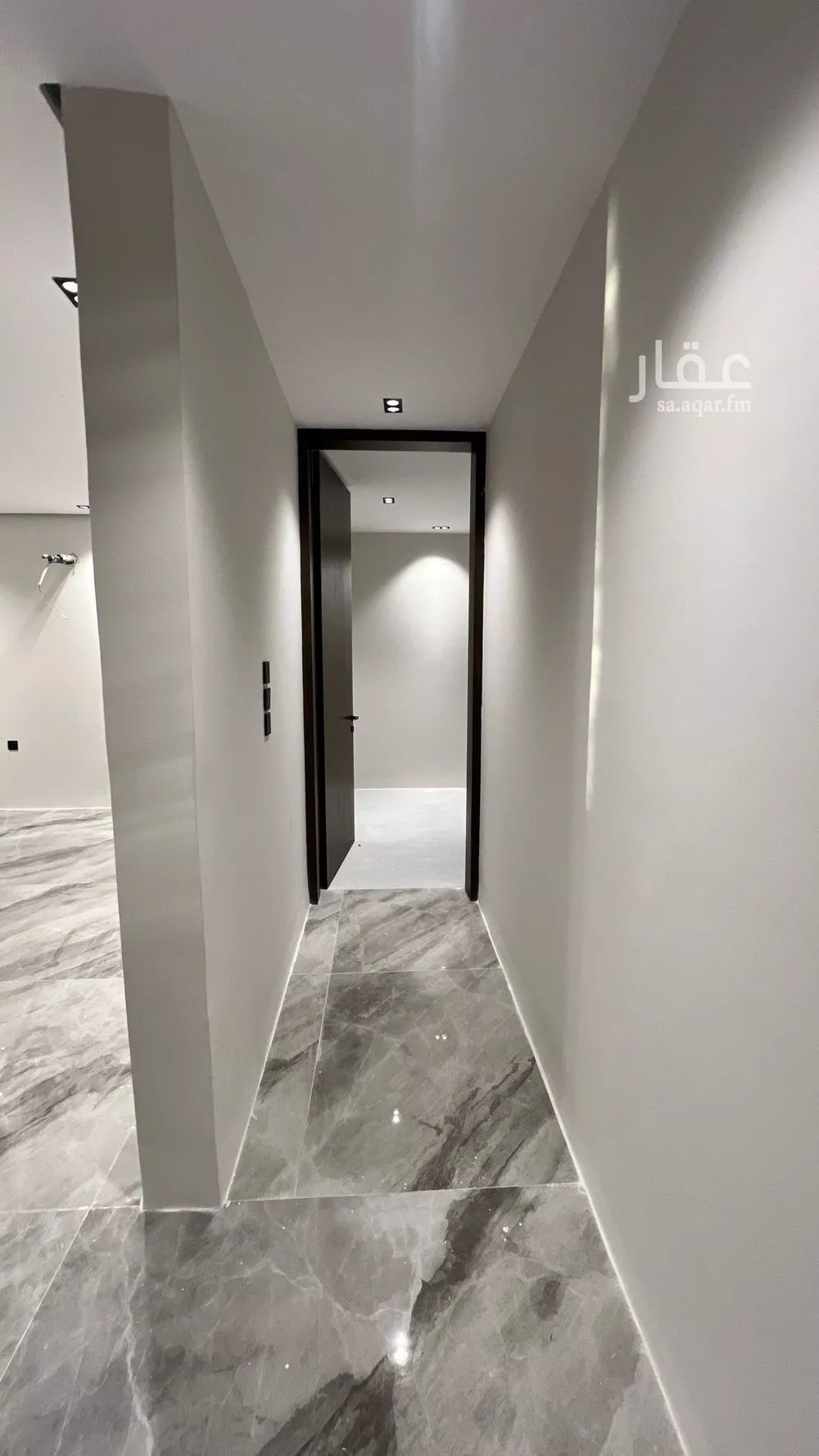 شقة 4 غرف في الريان 4