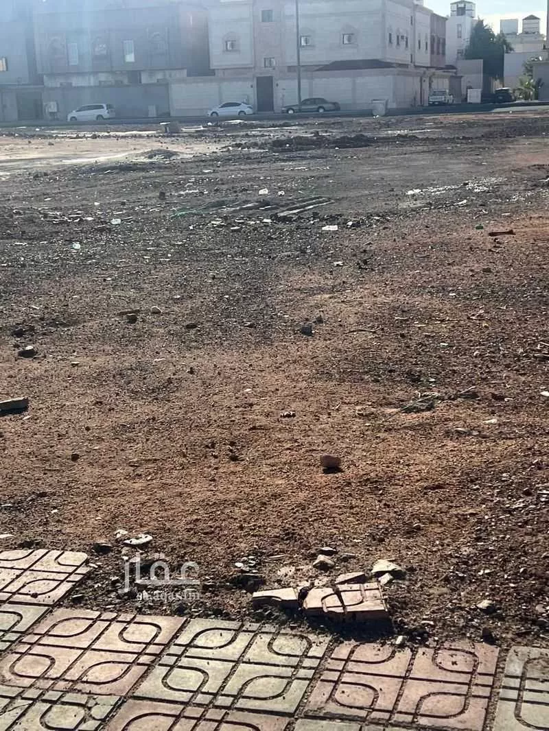 أرض 604 م² في شوران 4