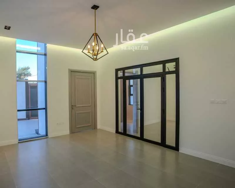 4 bedroom villa in East Beach, Eastern Province 6