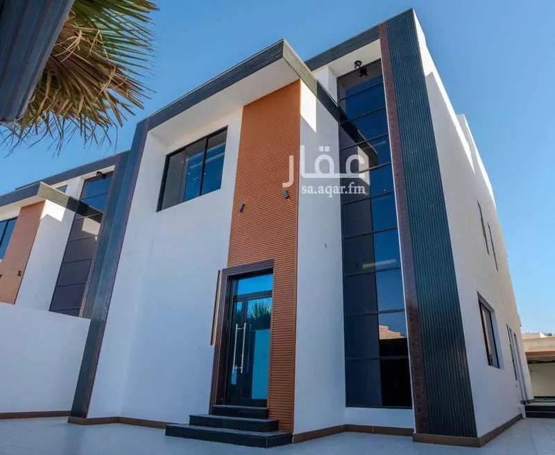 فيلا 8 غرف في الشاطئ الشرقي 1