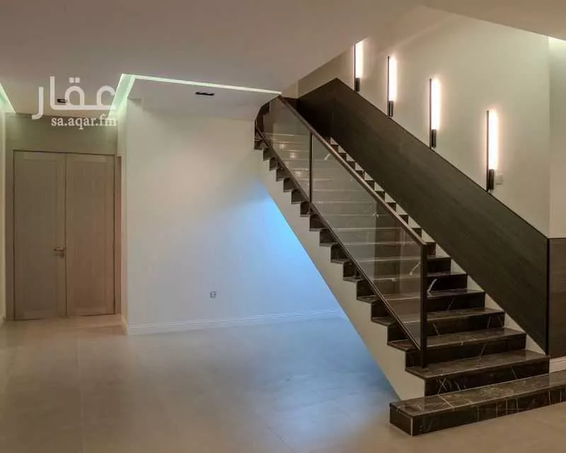 4 bedroom villa in East Beach, Eastern Province 9