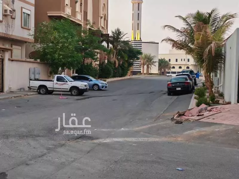 600 sqm land in Taibah 4