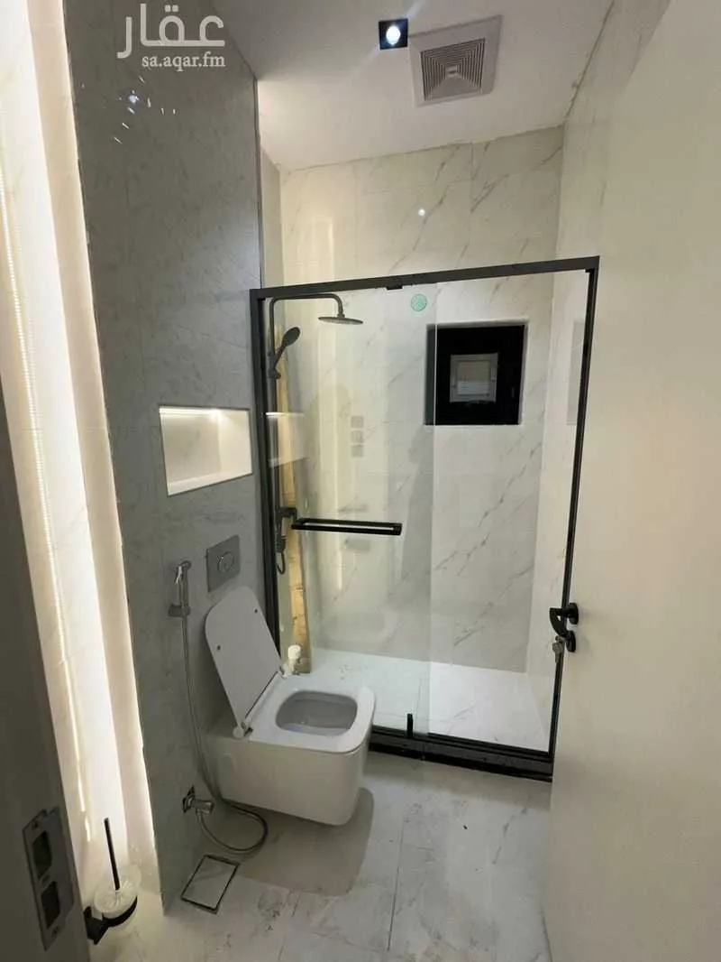 4 bedroom apartment in Al Yaqout, Jeddah 6