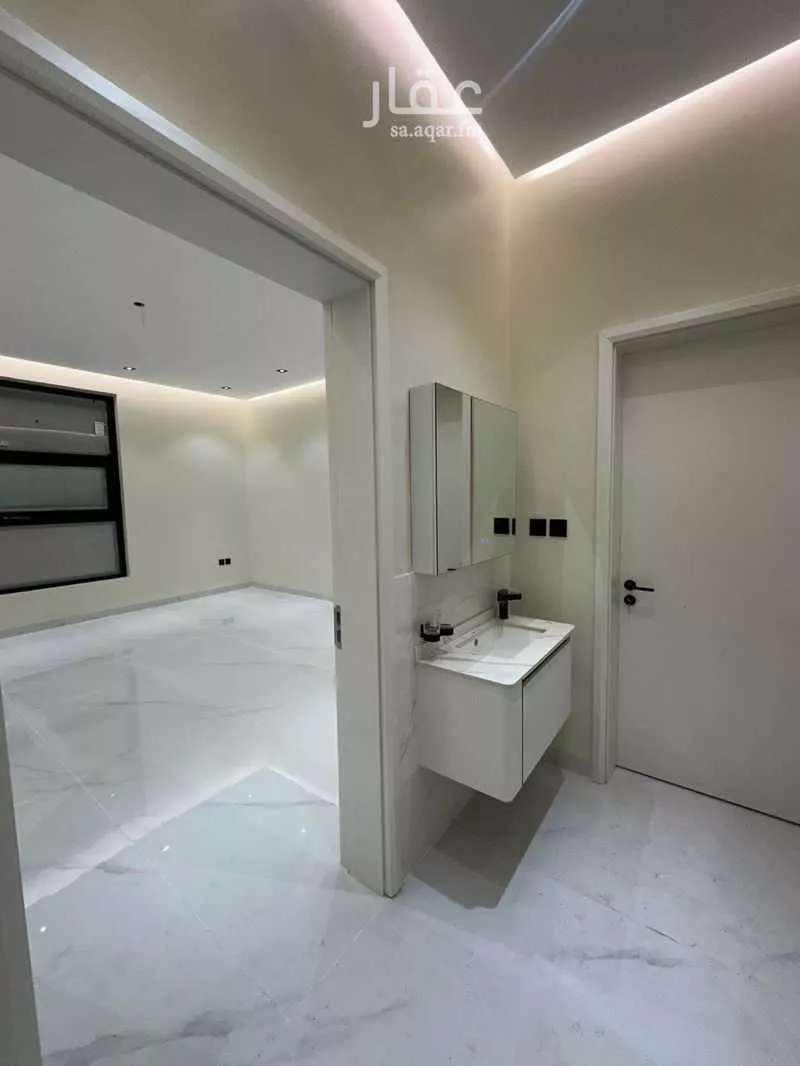 4 bedroom apartment in Al Yaqout, Jeddah 7