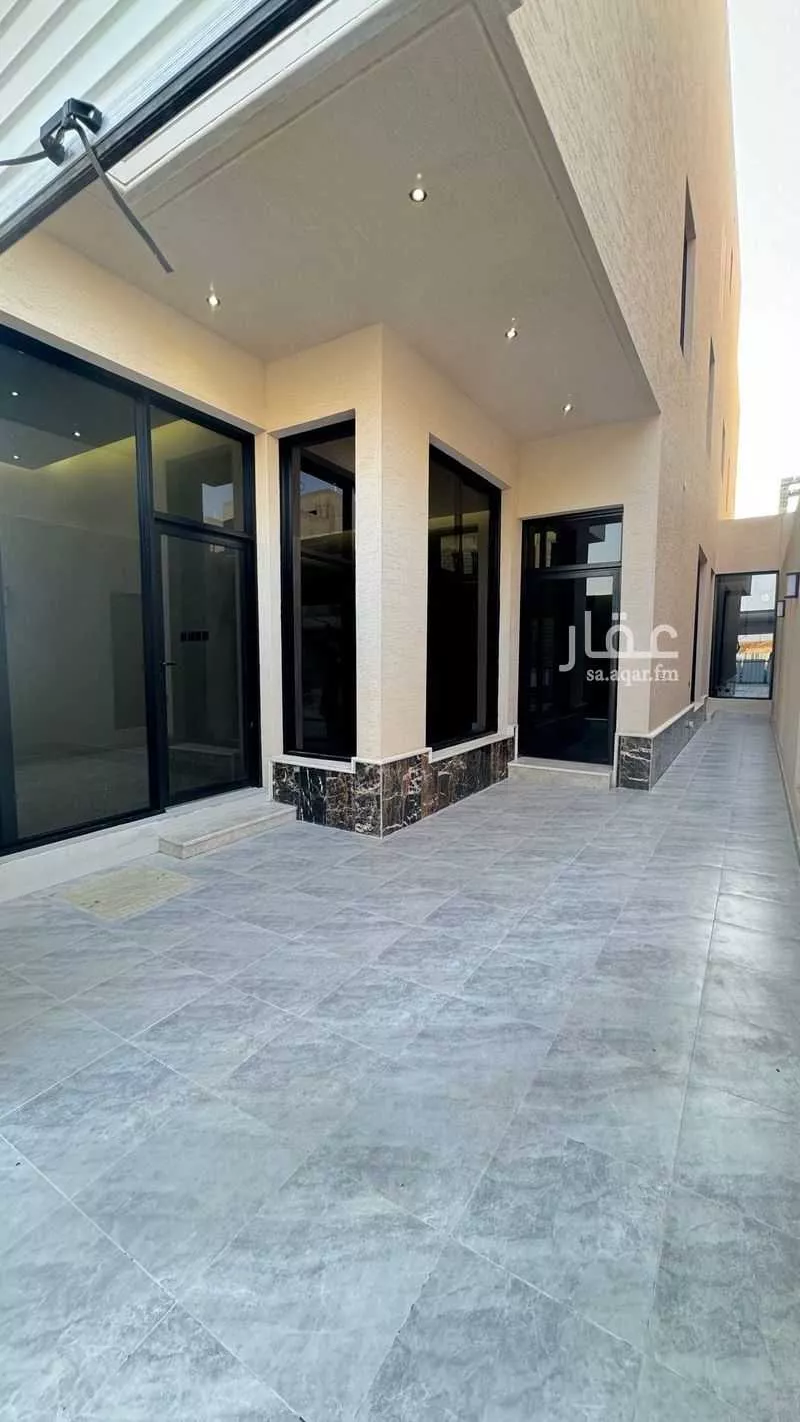 دوبلكس 7 غرف في الجنادرية 3