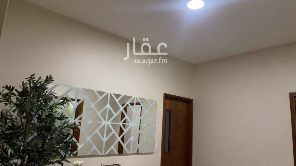 شقة 5 غرف في الاسكان 5