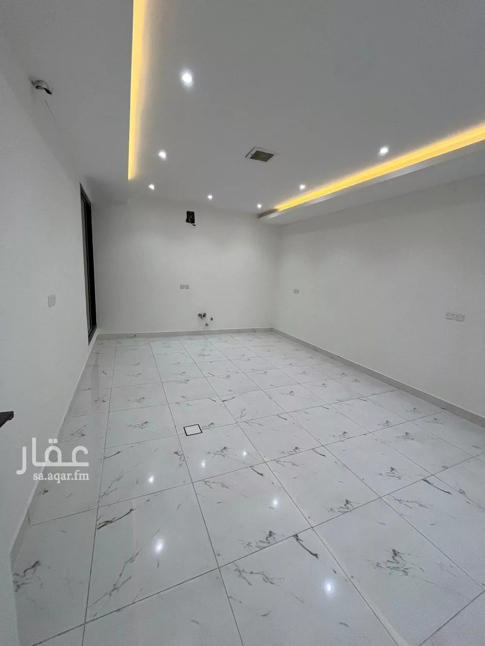 6 bedroom villa in Al Aridh 4