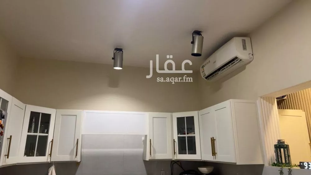 شقة 5 غرف في الاسكان 1