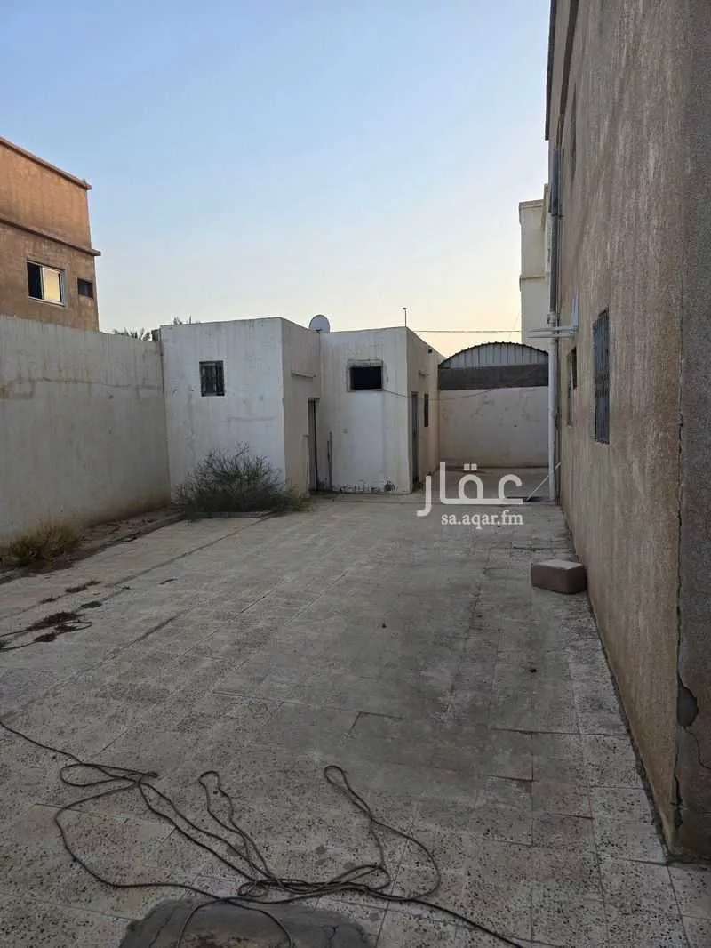 فيلا 7 غرف في بنبان 5