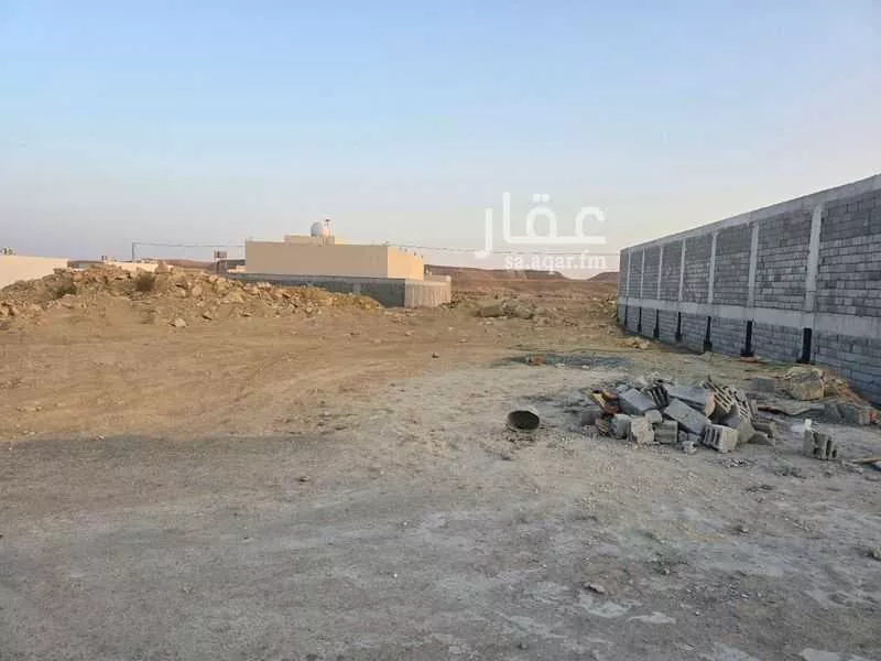 أرض 1125 م² في بنبان 2