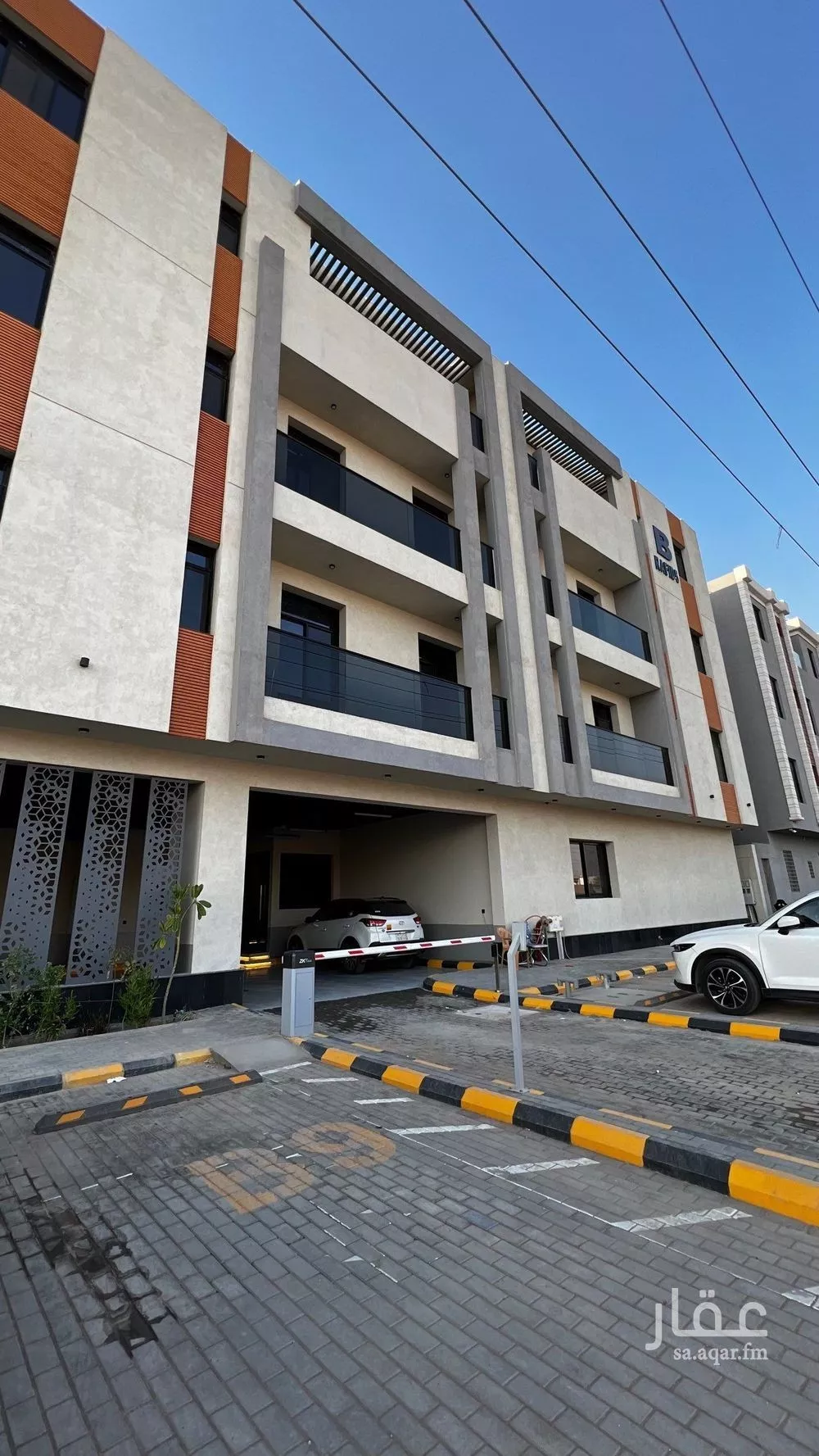 شقة 4 غرف في الرمال 2