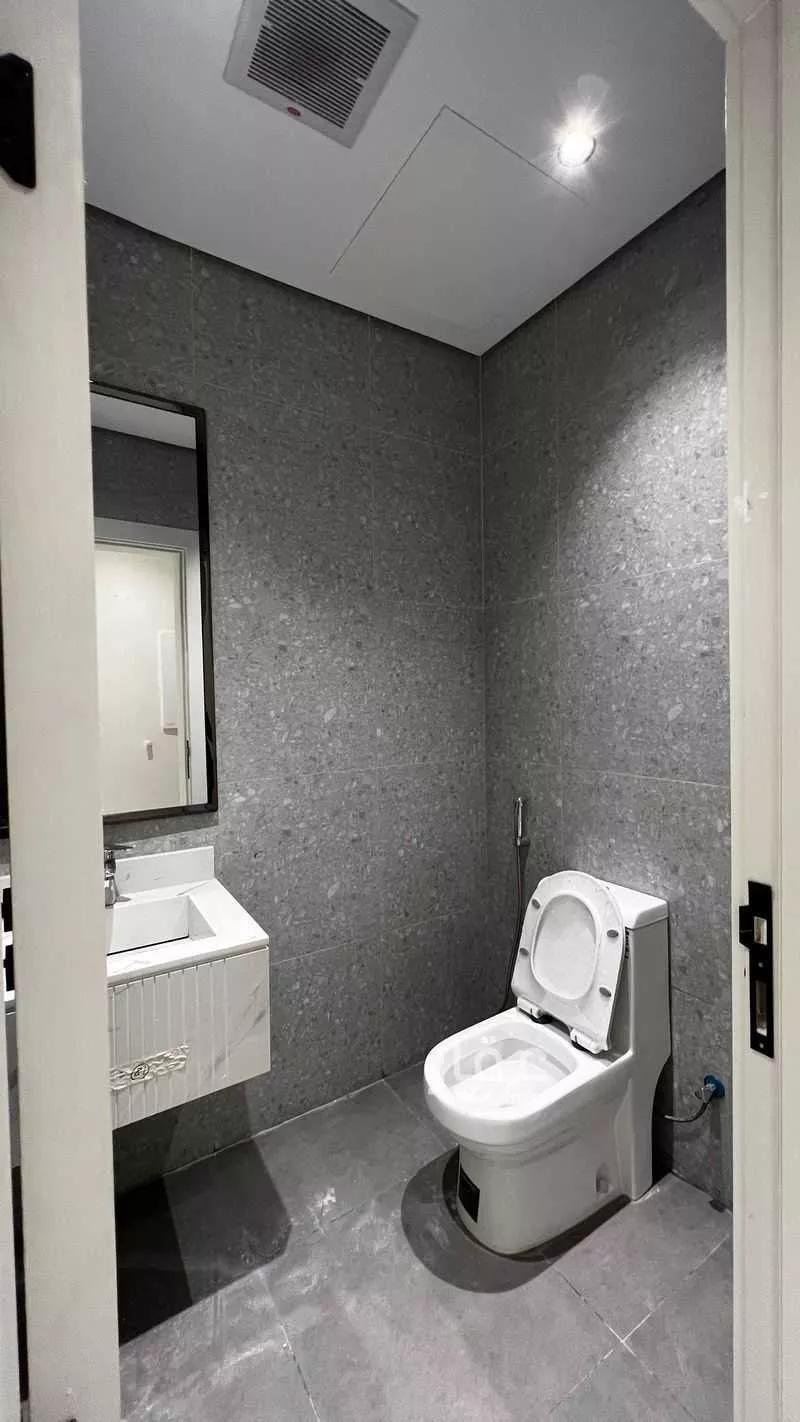 شقة 3 غرف في الرمال 2