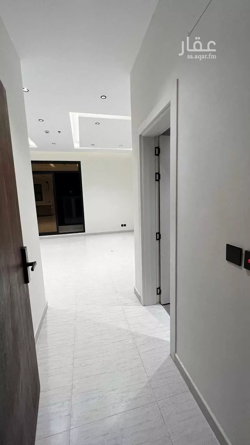 شقة 3 غرف في الرمال 4