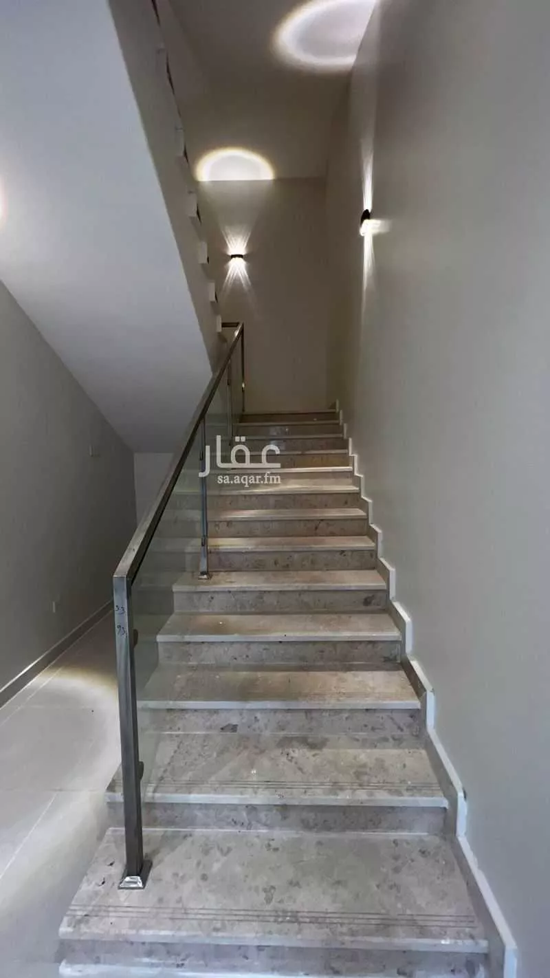 فيلا 6 غرف في الجنادرية 3