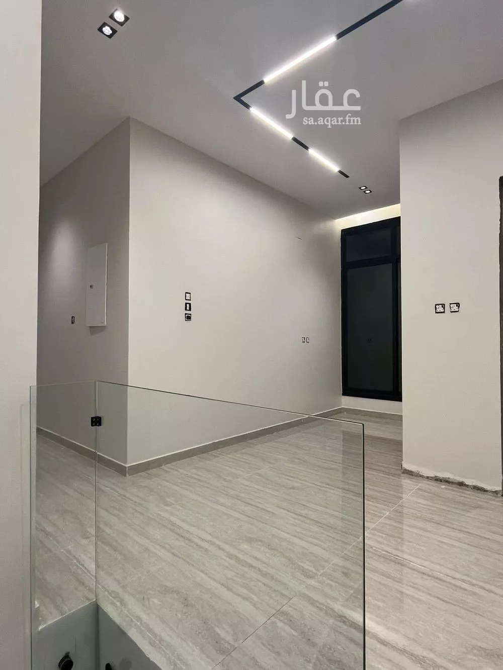 شقة 6 غرف في الرمال 1