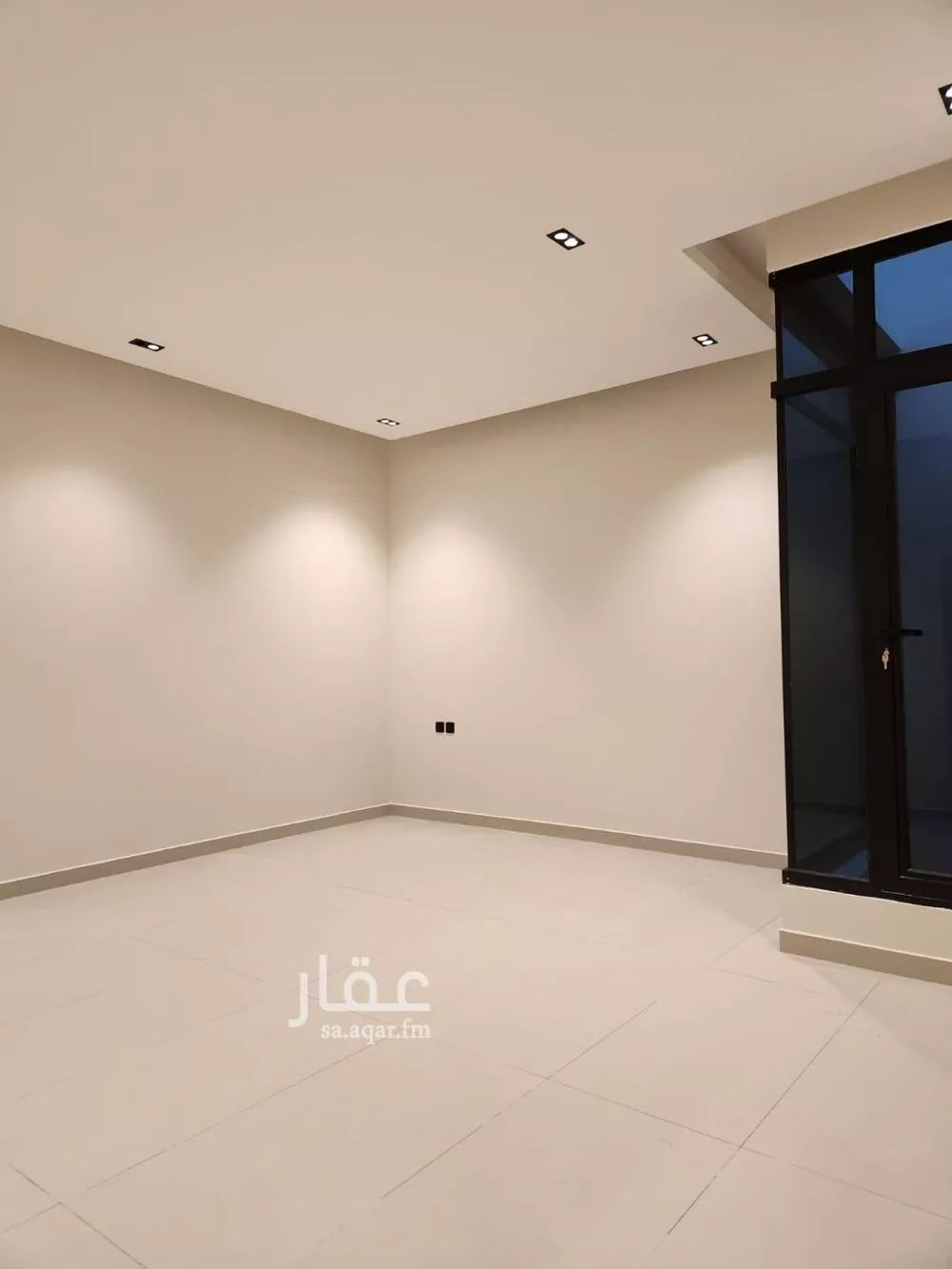 فيلا 3 غرف في المونسية 5