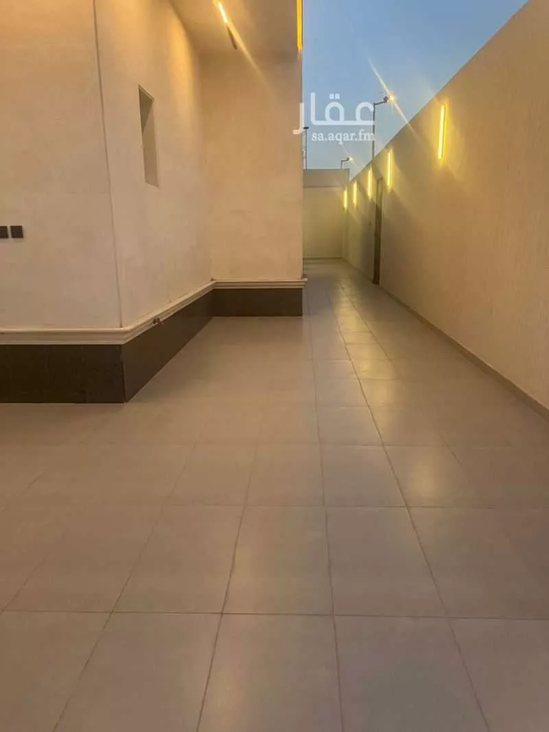 فيلا 6 غرف في الرمال 2