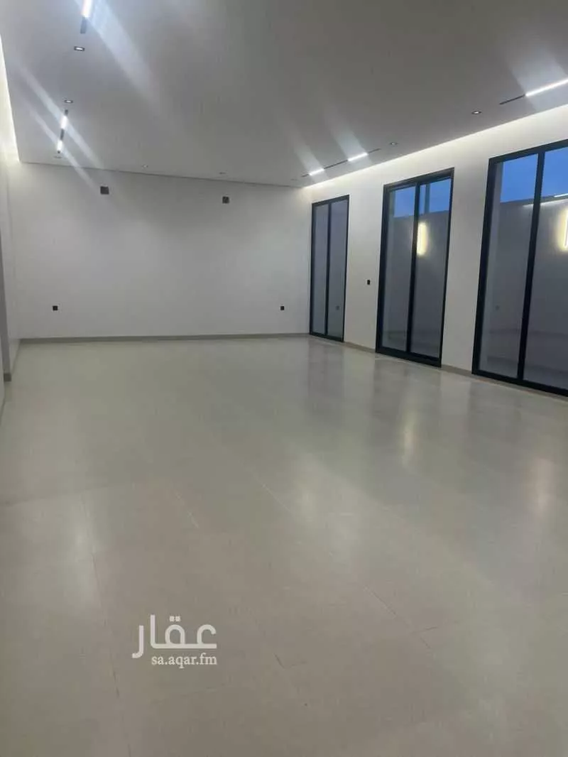 فيلا 6 غرف في الرمال 1