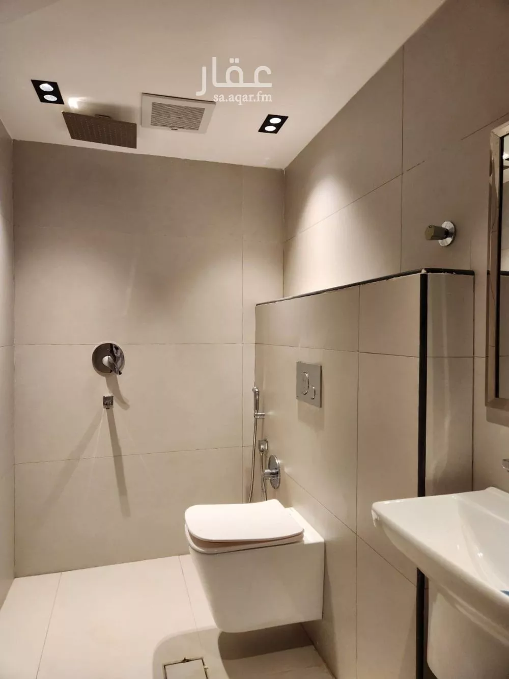 فيلا 3 غرف في المونسية 4