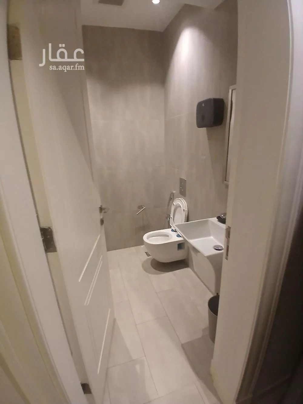 3 bedroom apartment in Al Malqa 4