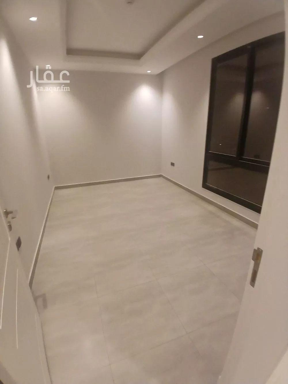 شقة 3 غرف في الملقا 5