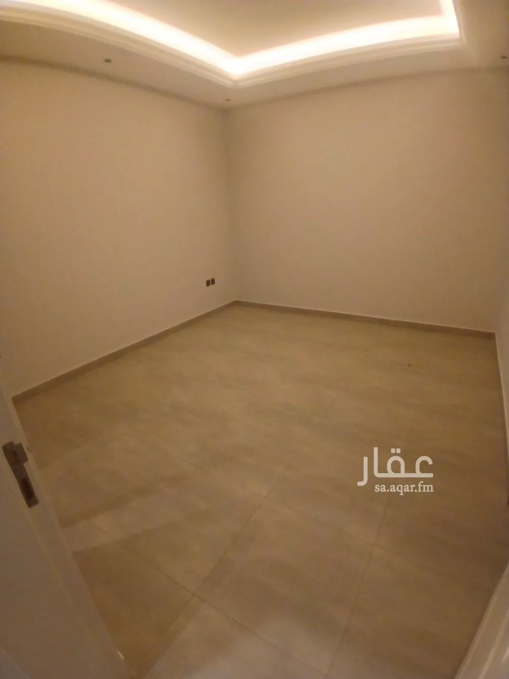 شقة 3 غرف في الملقا 3