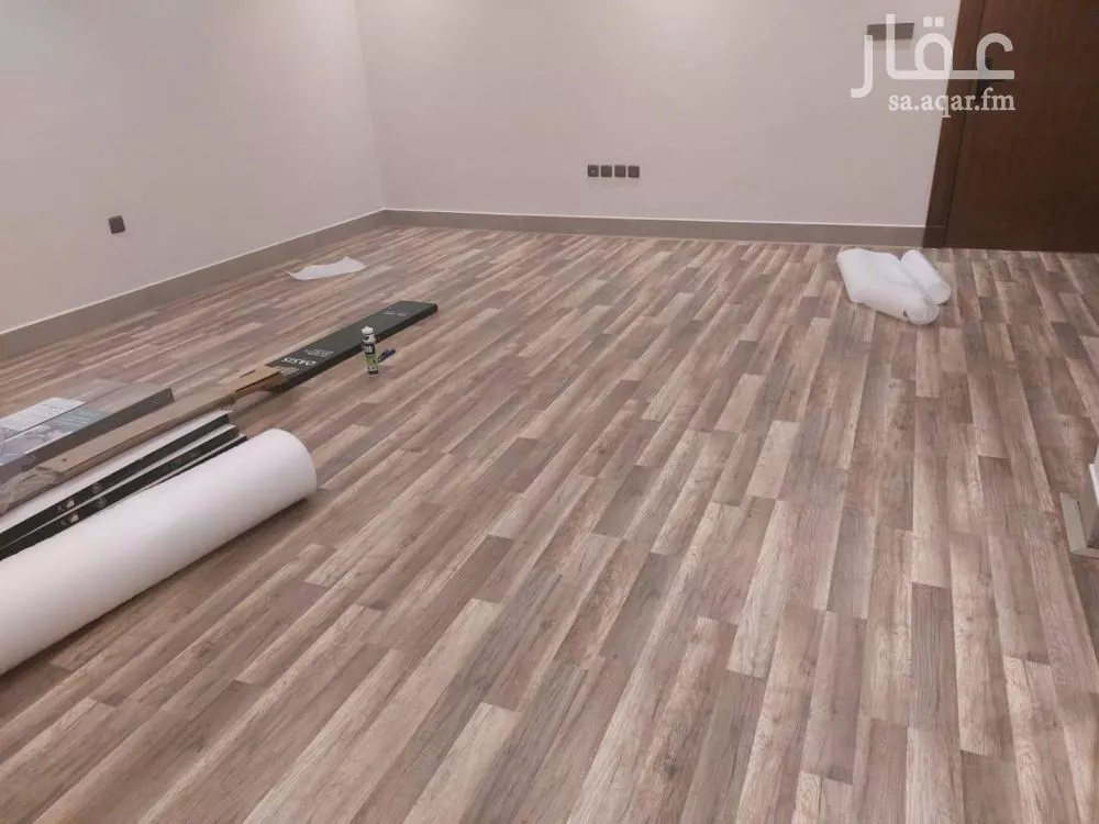 شقة 3 غرف في الملقا 4