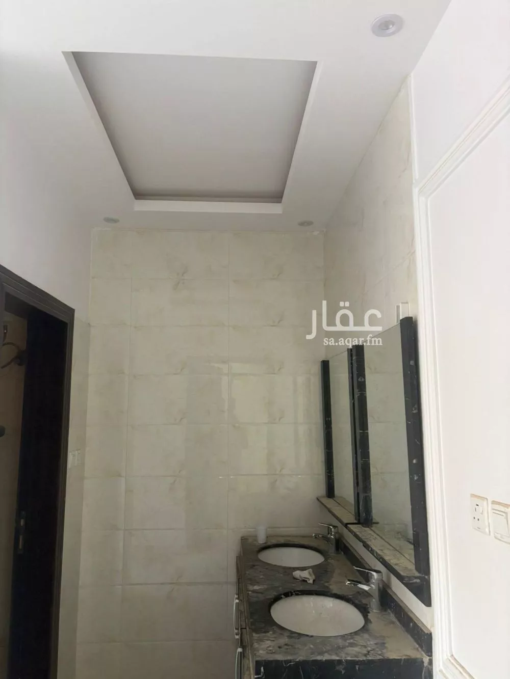 فيلا 6 غرف في النرجس 4