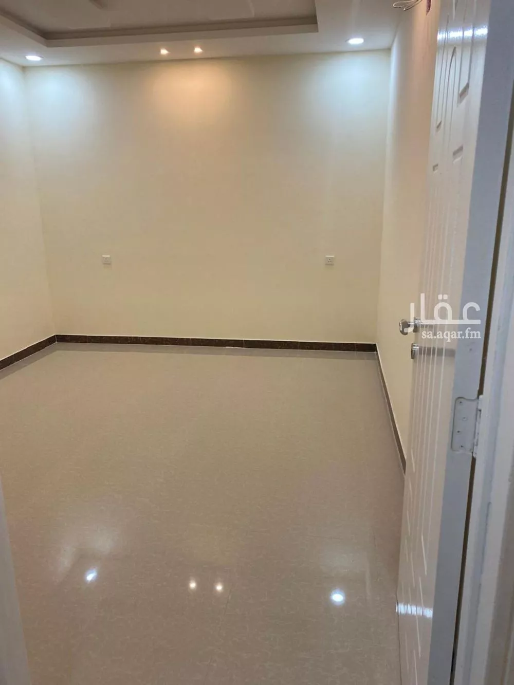 شقة 4 غرف في طويق 2