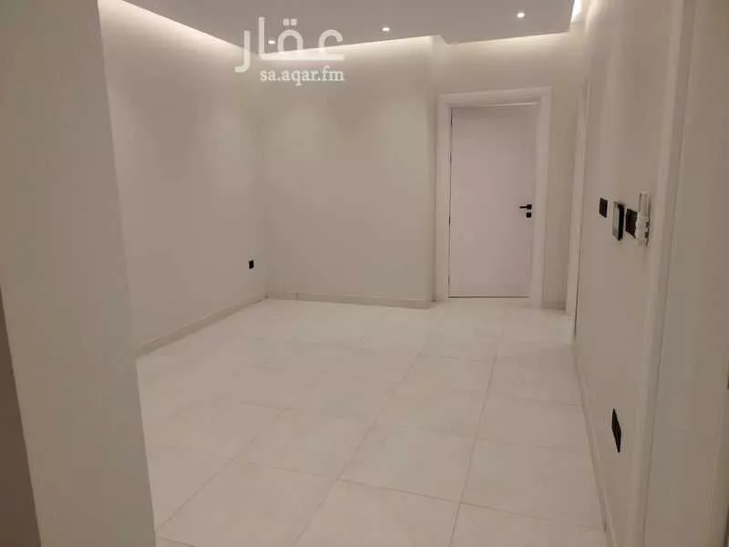 شقة 4 غرف في الواحة 4