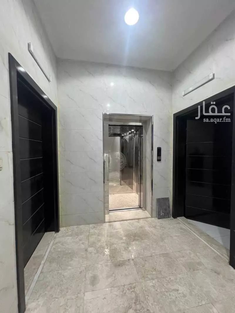 600 sqm building in Warqan 3